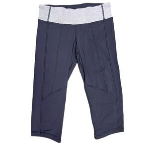 Lululemon Athletica Leggings Women’s 4 Grey Capris w Back Zipper